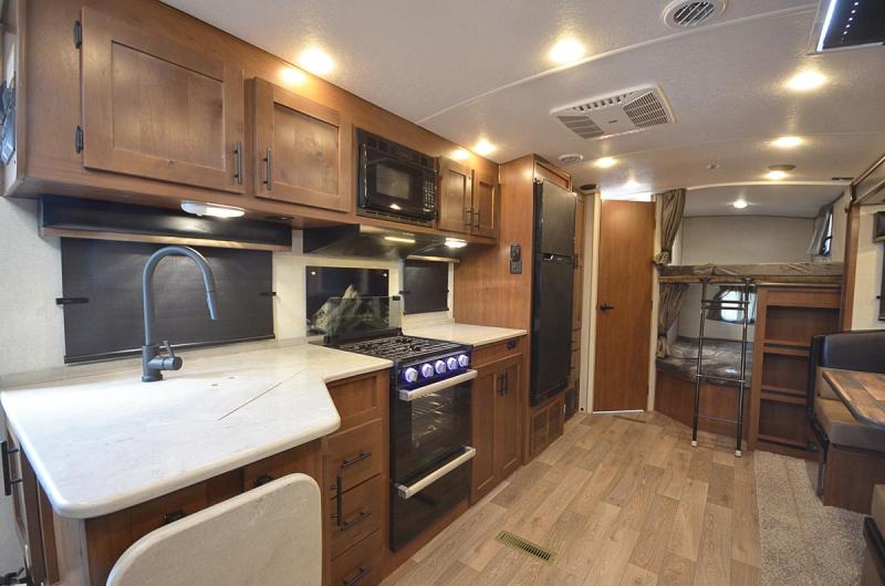 Back Country 28DBS