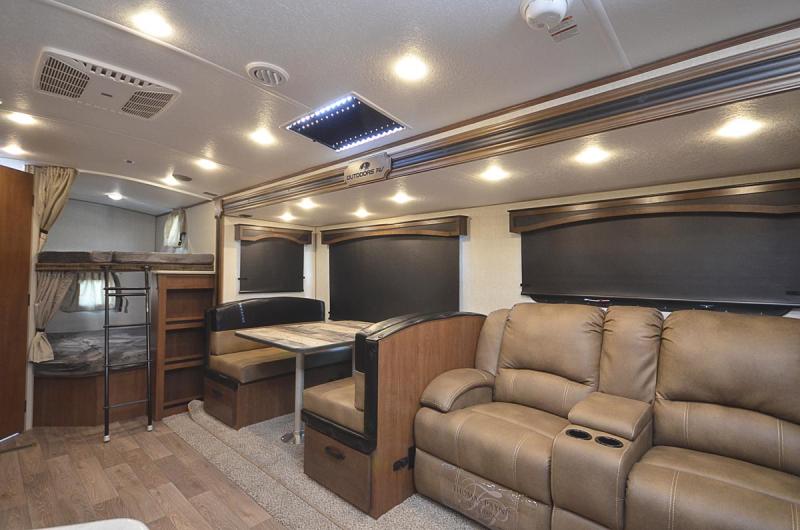Back Country 28DBS TS