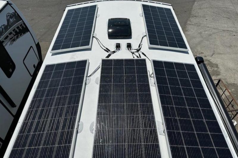 FSI 1000 Watt Off-Grid Advanced Solar Pkg. (Adds 3 panels)